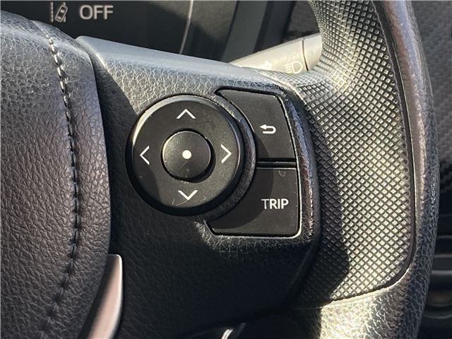 TOYOTA COROLLA FIELDER HYBR 2017 Image 31