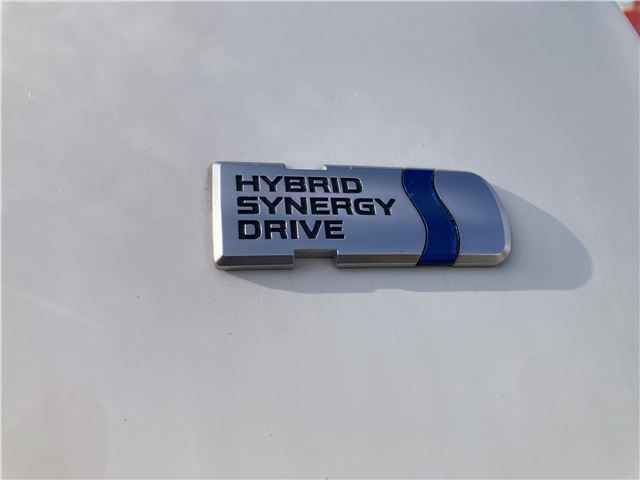 TOYOTA COROLLA FIELDER HYBR 2017 Image 31