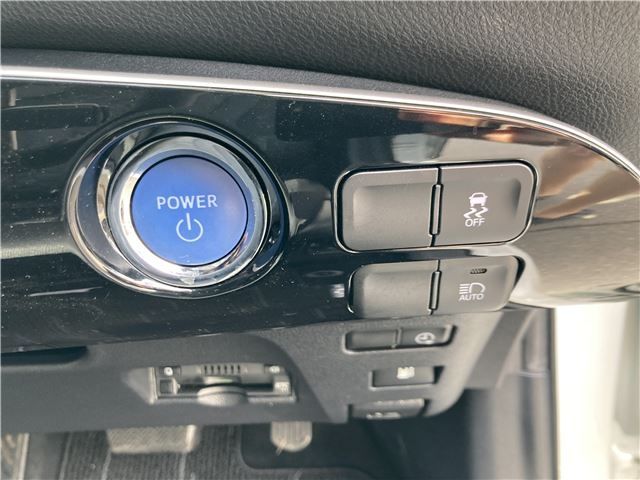 TOYOTA PRIUS PHV 2017 Image 31