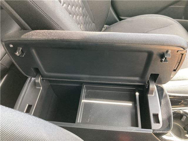 TOYOTA PRIUS PHV 2017 Image 31