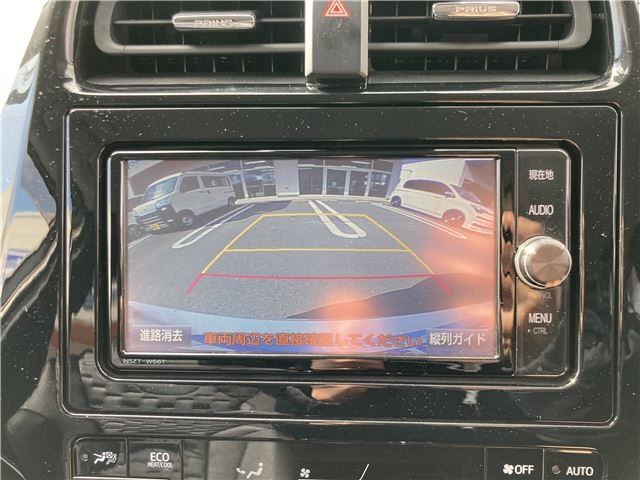 TOYOTA PRIUS PHV 2017 Image 31