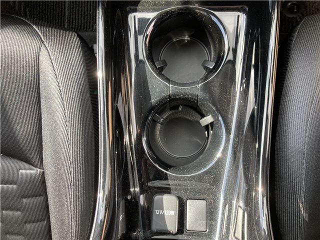 TOYOTA PRIUS PHV 2017 Image 31