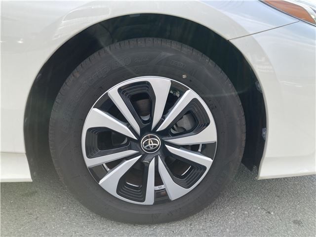 TOYOTA PRIUS PHV 2017 Image 31