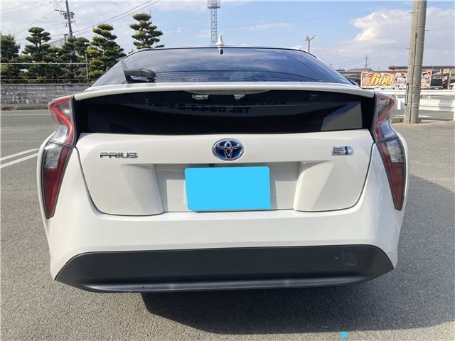 TOYOTA PRIUS 2016 Image 31