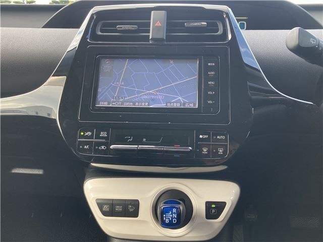 TOYOTA PRIUS 2016 Image 31