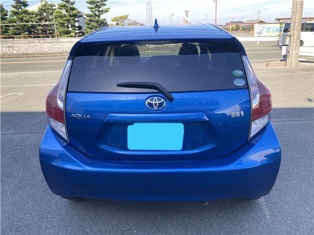 TOYOTA AQUA 2015 Image 31