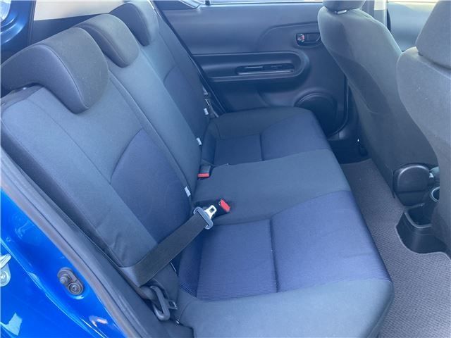 TOYOTA AQUA 2015 Image 31