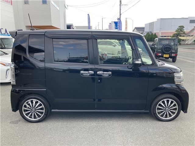 HONDA N BOX CUSTOM 2015 Image 31