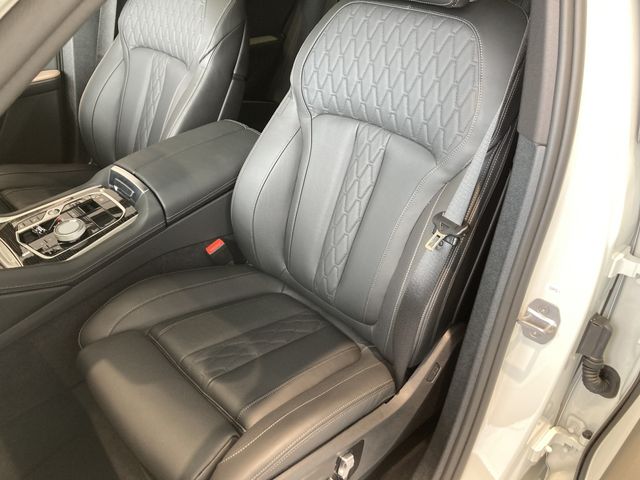 BMW X6 2025 Image 31