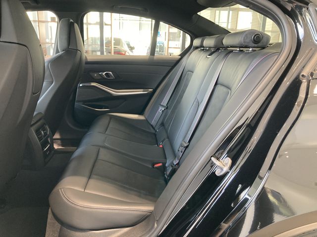 BMW M3 SEDAN 2025 Image 31