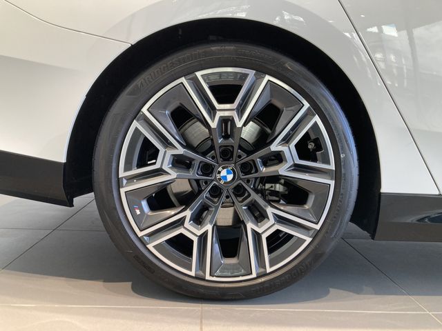 BMW 5SERIES TOURING 2025 Image 31