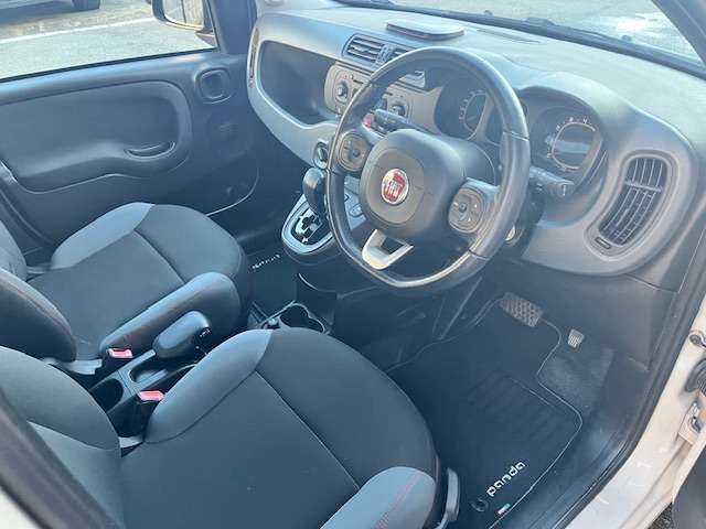FIAT PANDA 2017 Image 31