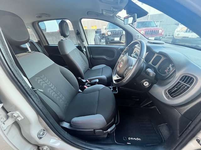 FIAT PANDA 2017 Image 31