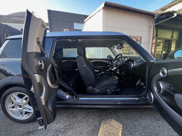 BMW MINI CLUBMAN 2008 Image 31