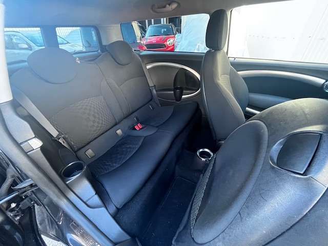 BMW MINI CLUBMAN 2008 Image 31