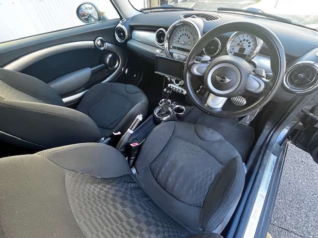 BMW MINI CLUBMAN 2008 Image 31