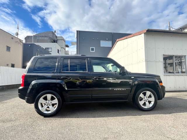 JEEP PATRIOT 2011 Image 31