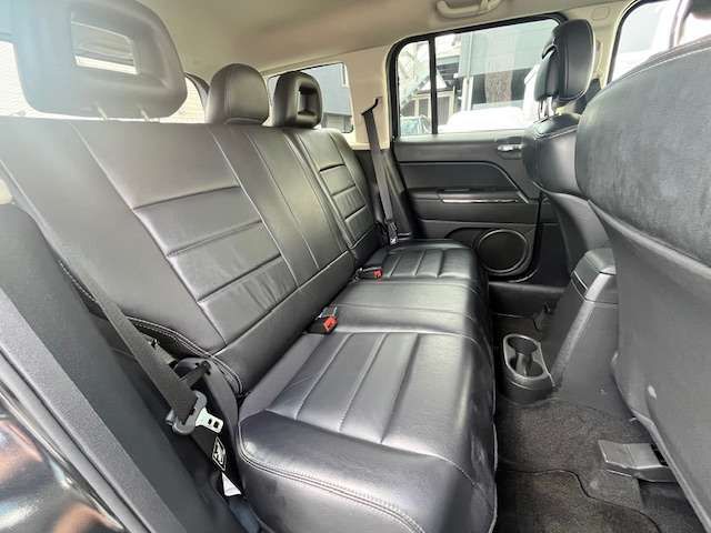 JEEP PATRIOT 2011 Image 31