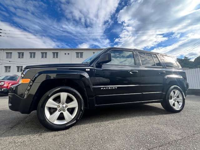 JEEP PATRIOT 2011 Image 31