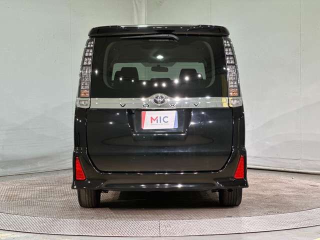 TOYOTA VOXY 2015 Image 31