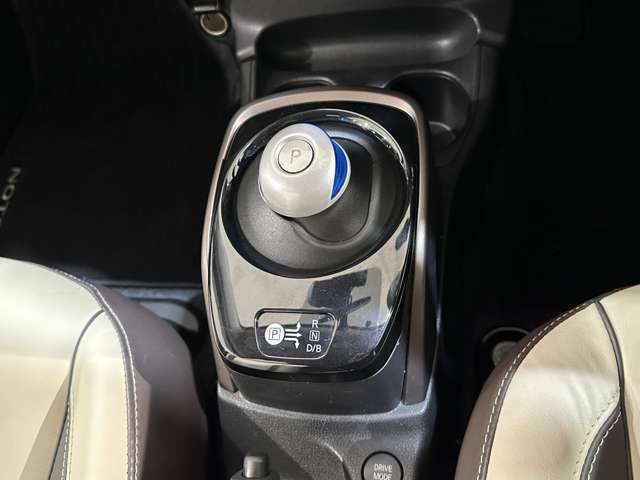 NISSAN NOTE 2016 Image 31