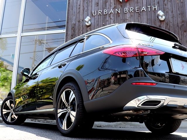 MERCEDES BENZ C CLAS 2022 Image 31