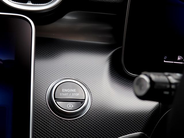 MERCEDES BENZ C CLAS 2022 Image 31