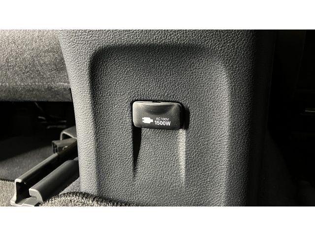 TOYOTA PRIUS 4WD 2022 Image 31