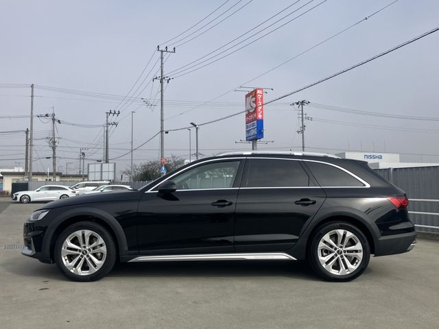 AUDI A4 ALL ROAD QU 2023 Image 31