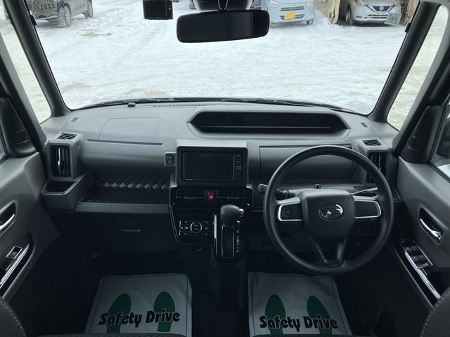 DAIHATSU TANTO CUSTOM 4WD 2019 Image 31