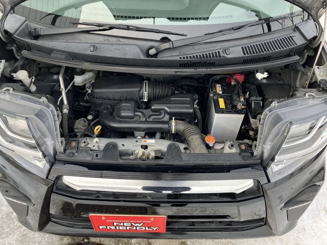 DAIHATSU TANTO CUSTOM 4WD 2019 Image 31