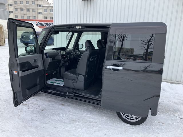 DAIHATSU TANTO CUSTOM 4WD 2019 Image 31