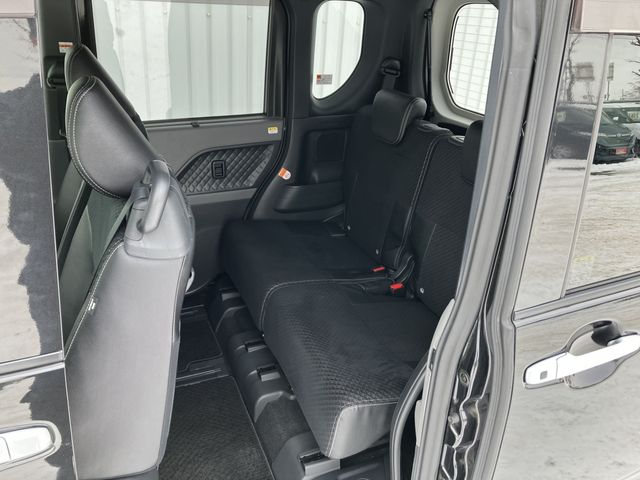 DAIHATSU TANTO CUSTOM 4WD 2019 Image 31