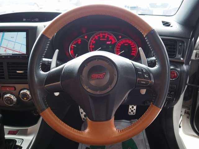 SUBARU IMPREZA WRX 2011 Image 31