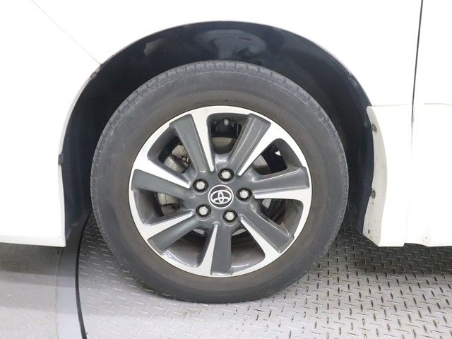 TOYOTA NOAH 2021 Image 31