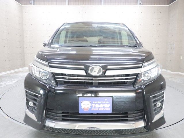 TOYOTA VOXY 2017 Image 31