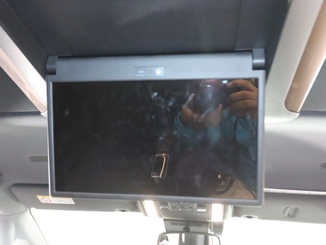 TOYOTA ALPHARD HYBRID 2023 Image 31