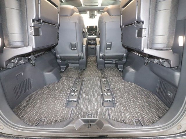 TOYOTA ALPHARD HYBRID 2023 Image 31