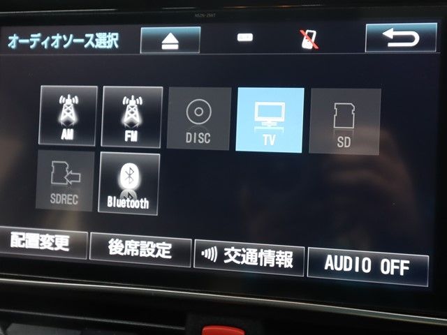 TOYOTA NOAH 2016 Image 31