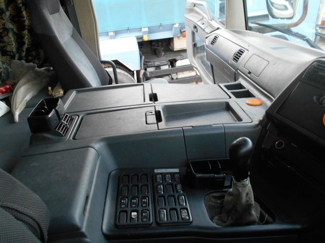 MITSUBISHI FUSOU SUPER GREAT 2009 Image 31