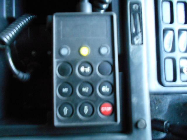 MITSUBISHI FUSOU SUPER GREAT 2009 Image 31