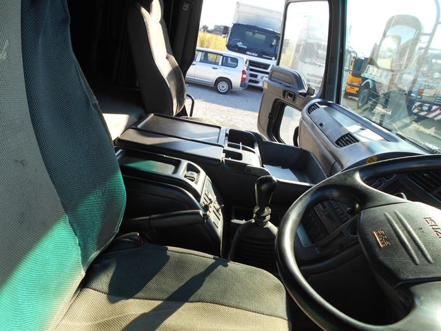 ISUZU GIGA 1999 Image 31