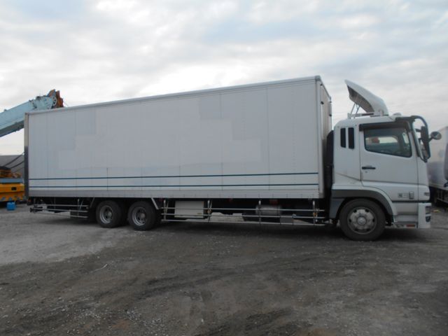 MITSUBISHI FUSOU SUPER GREAT 2007 Image 31