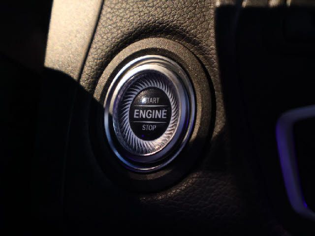 MERCEDES BENZ GLC CL 2020 Image 31