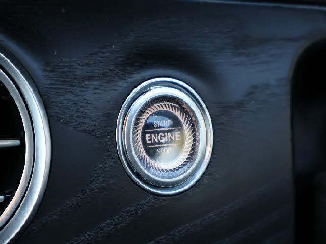 MERCEDES BENZ E CLAS 2023 Image 31