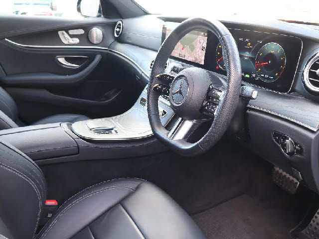 MERCEDES BENZ E CLAS 2023 Image 31