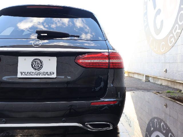 MERCEDES BENZ E CLAS 2023 Image 31