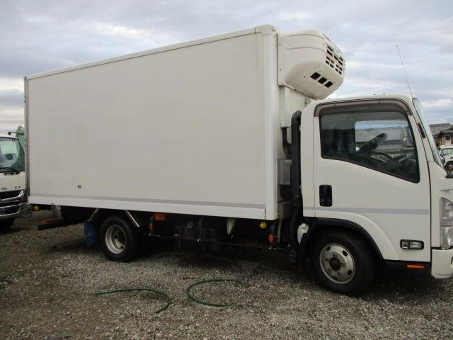 ISUZU ELF 2017 Image 31