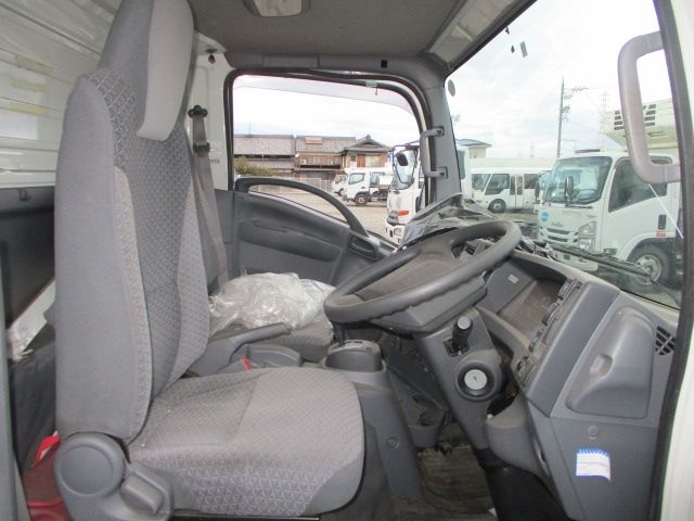 ISUZU ELF 2017 Image 31
