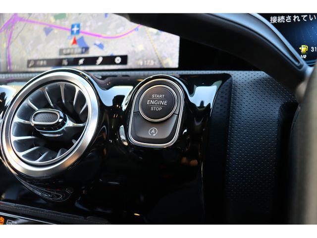 MERCEDES BENZ CLA SH 2022 Image 31